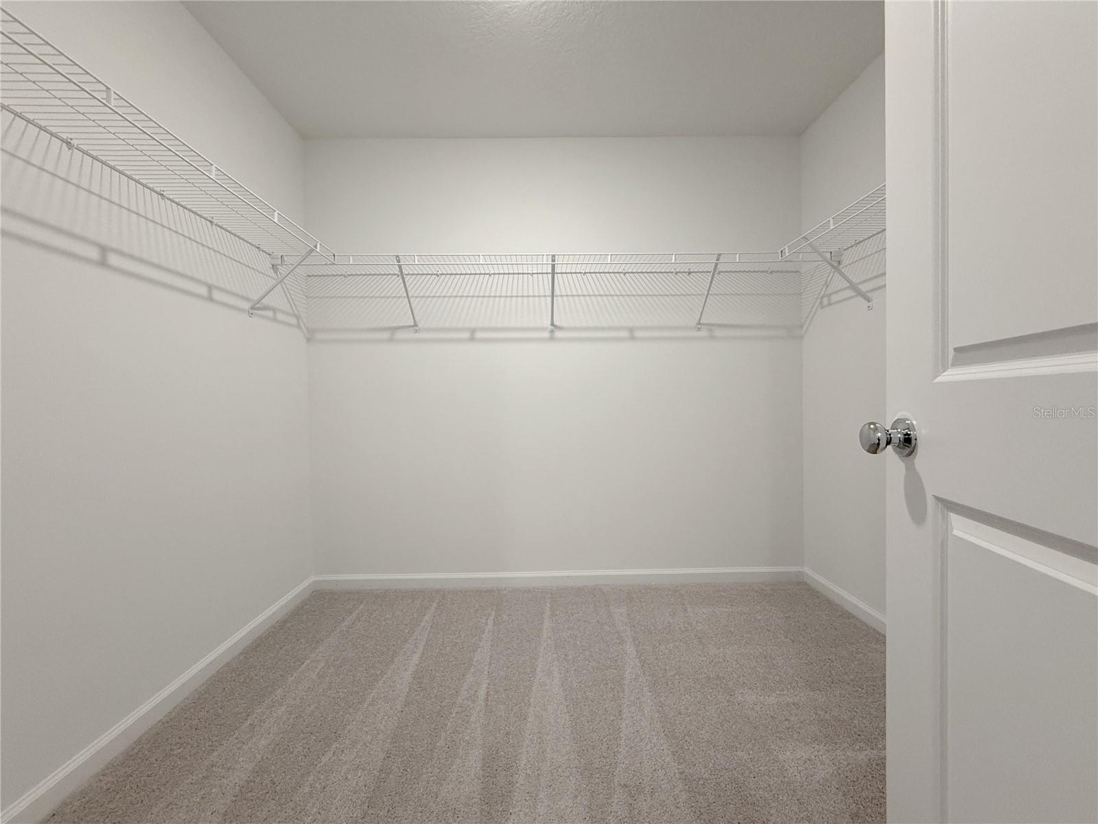 HUNT CLUB/LK WALES PH 1 - Residential Lease