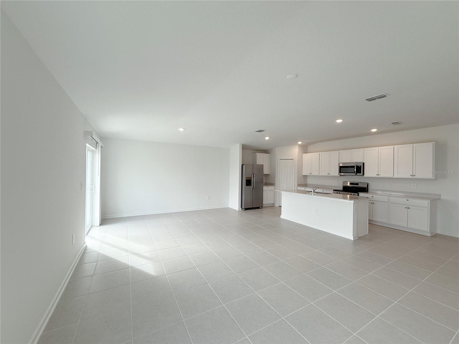 HUNT CLUB/LK WALES PH 1 - Residential Lease