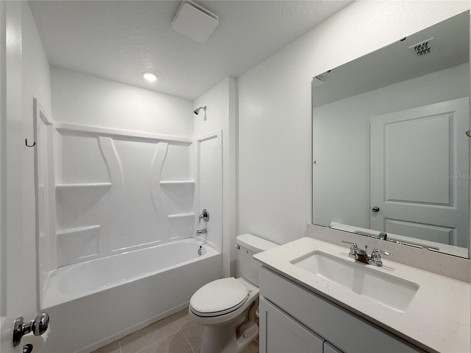 HUNT CLUB/LK WALES PH 1 - Residential Lease