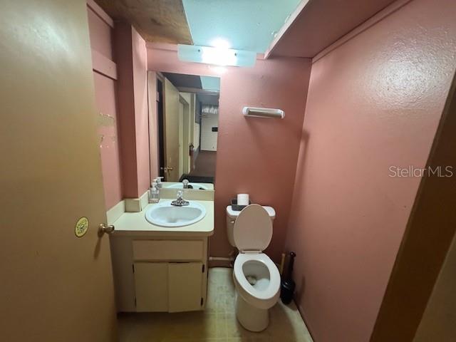 WEEKI WACHEE ACRES - Commercial Lease