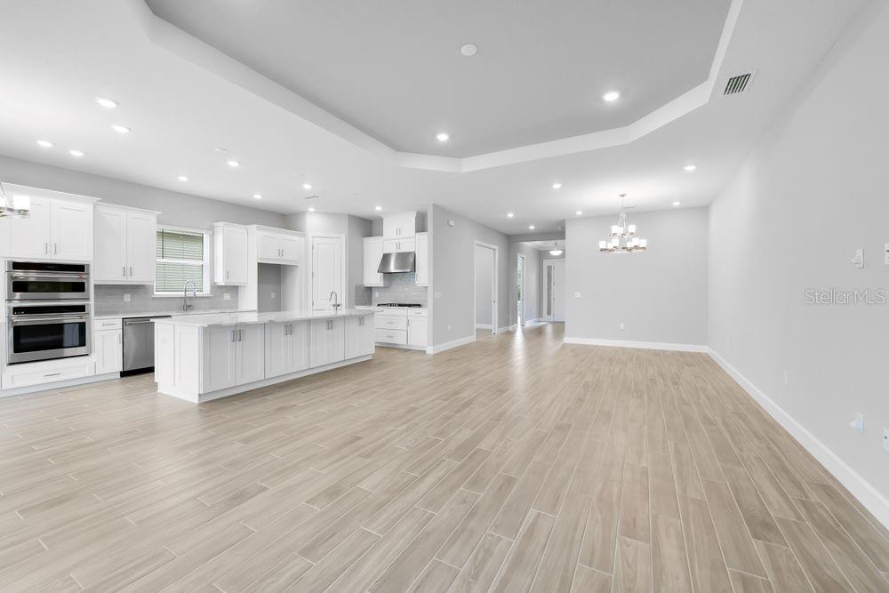 AZARIO ESPLANADE - Residential