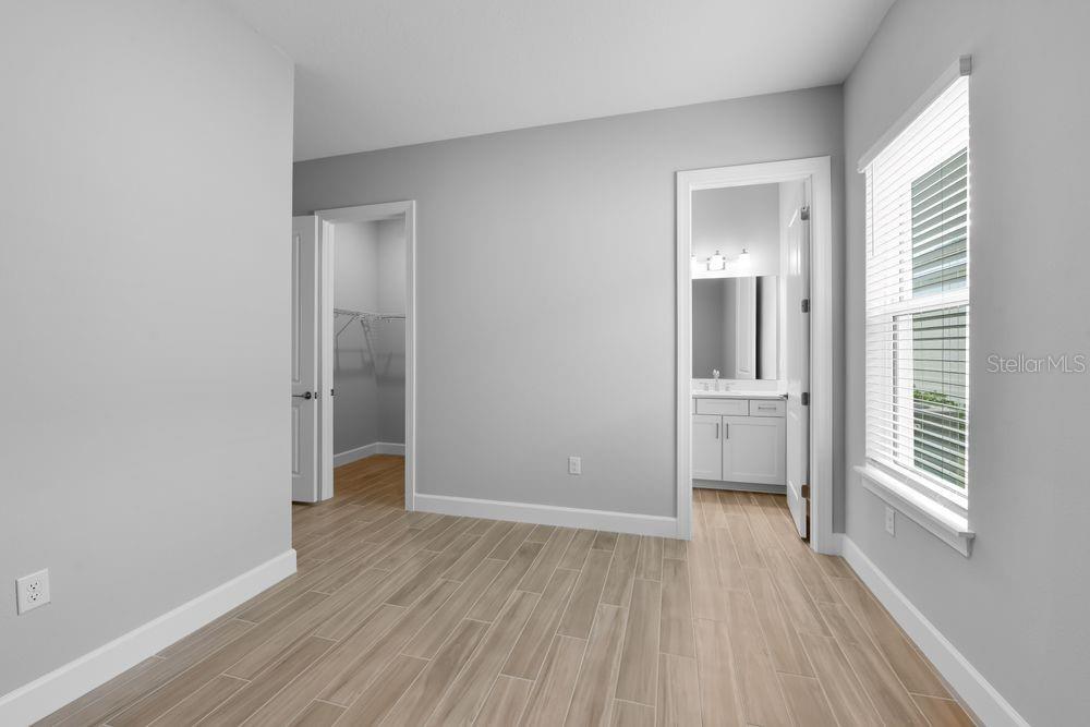 AZARIO ESPLANADE - Residential