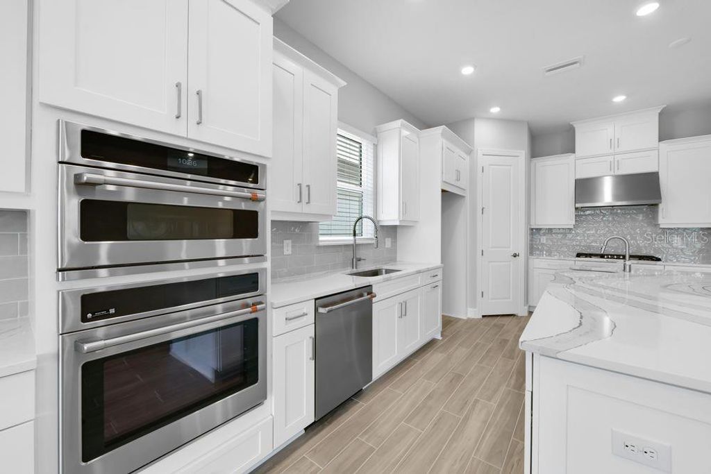 Photo of 14955 Contenta Loop, Bradenton, FL 34211 (MLS # A4666382)