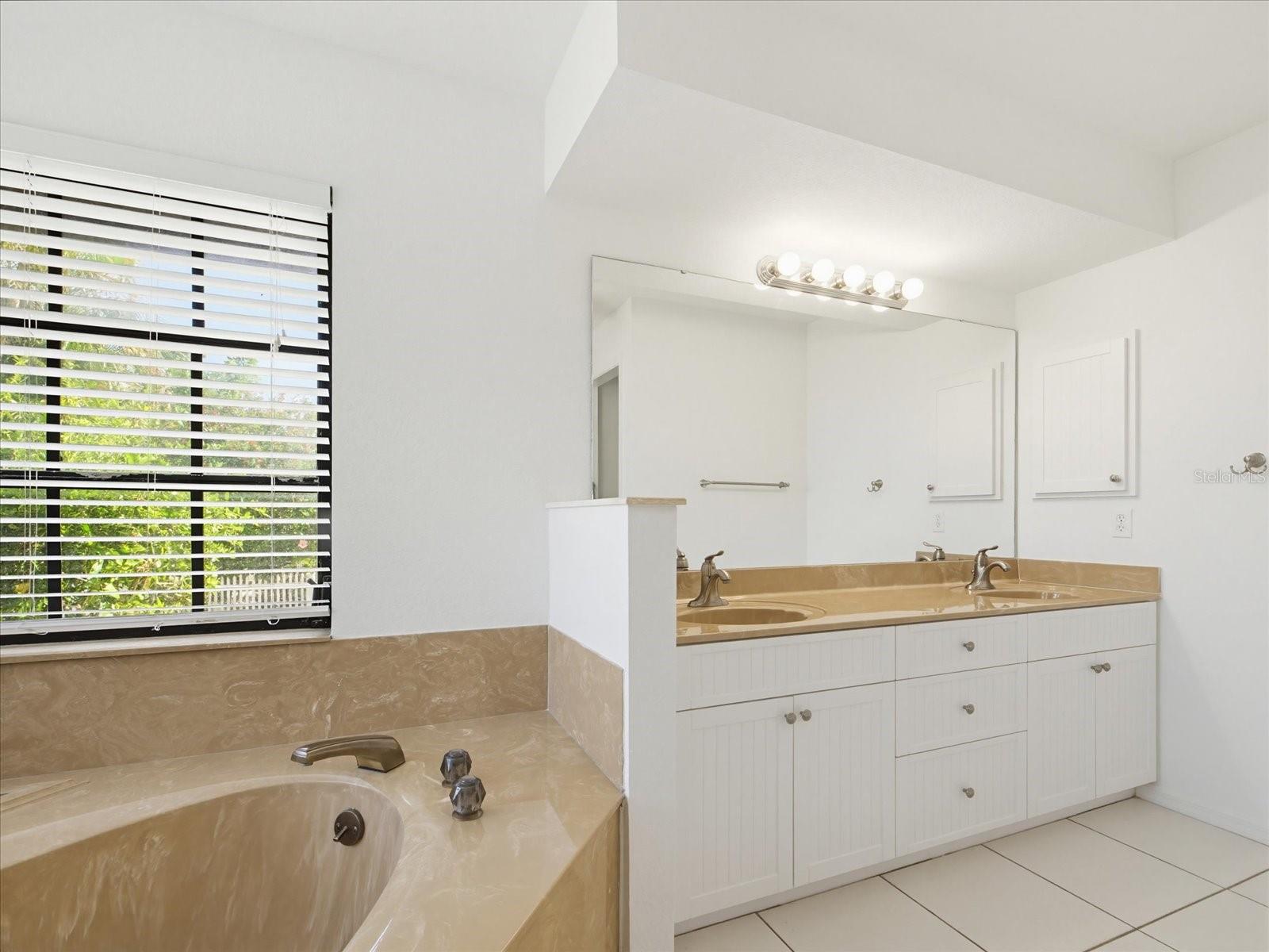 SORRENTO WOODS - Residential