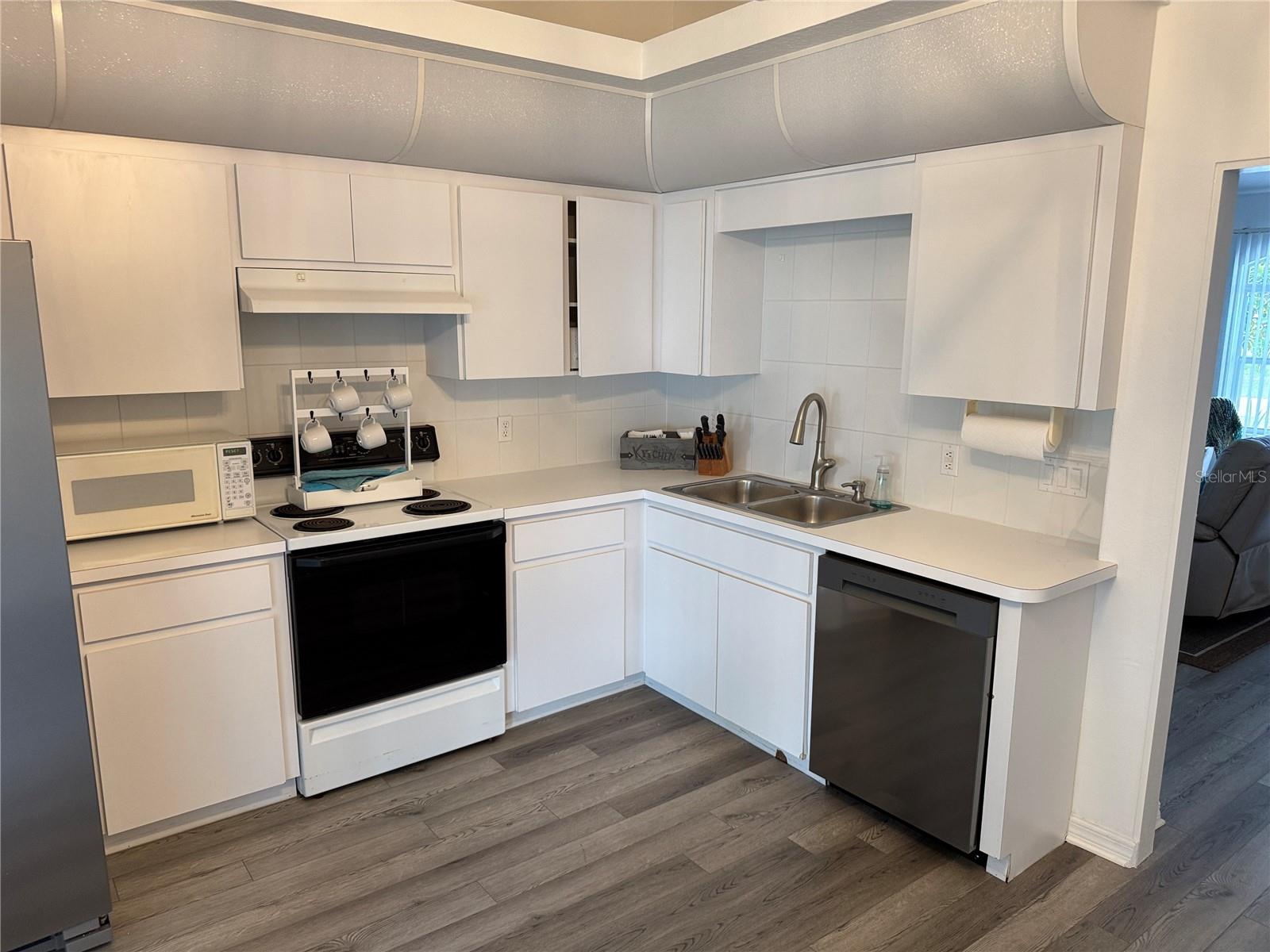 PORT CHARLOTTE SUB 37 - Residential Lease