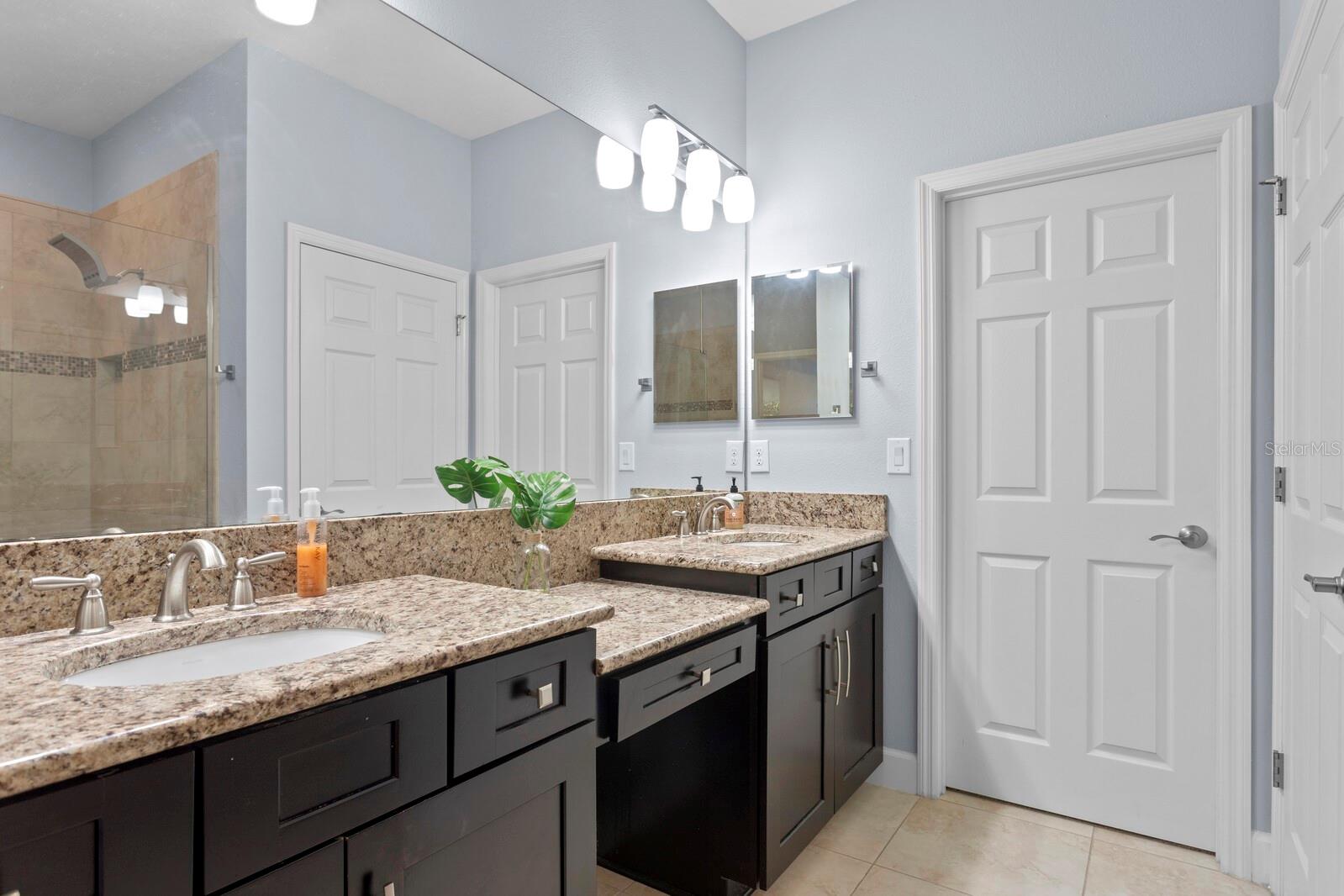 TERRACINA - Residential Lease