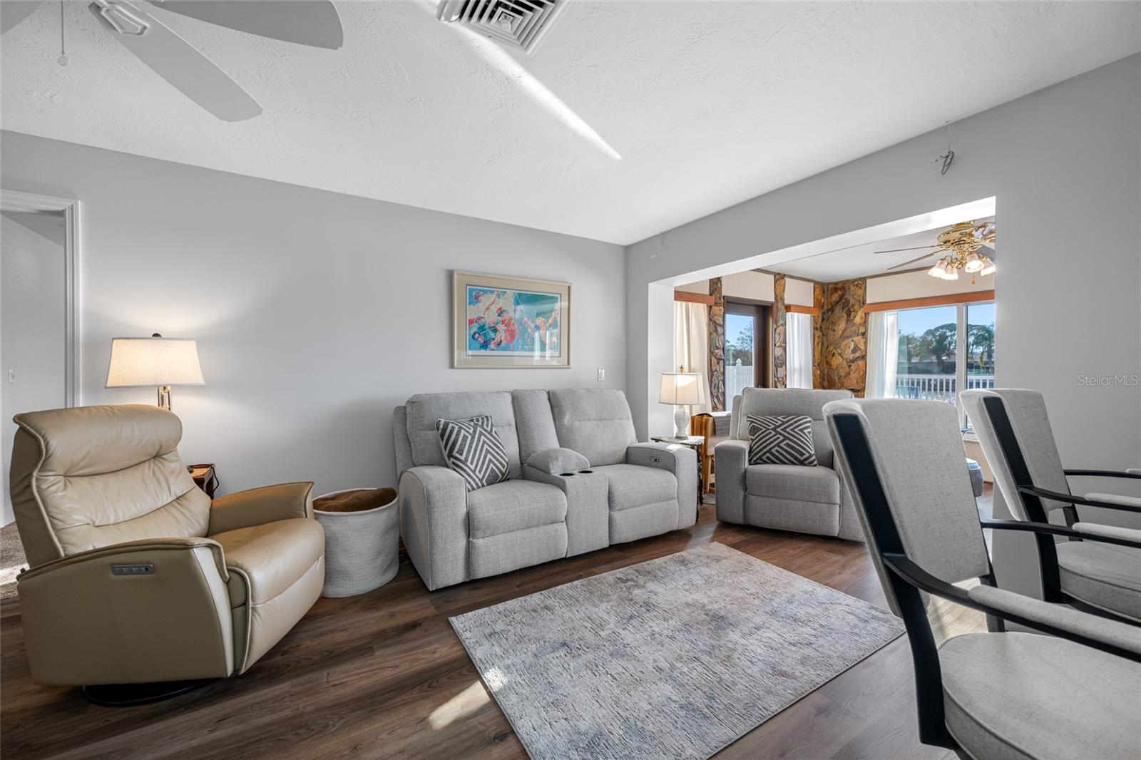 GARDEN MANOR SEC 3 - Residential