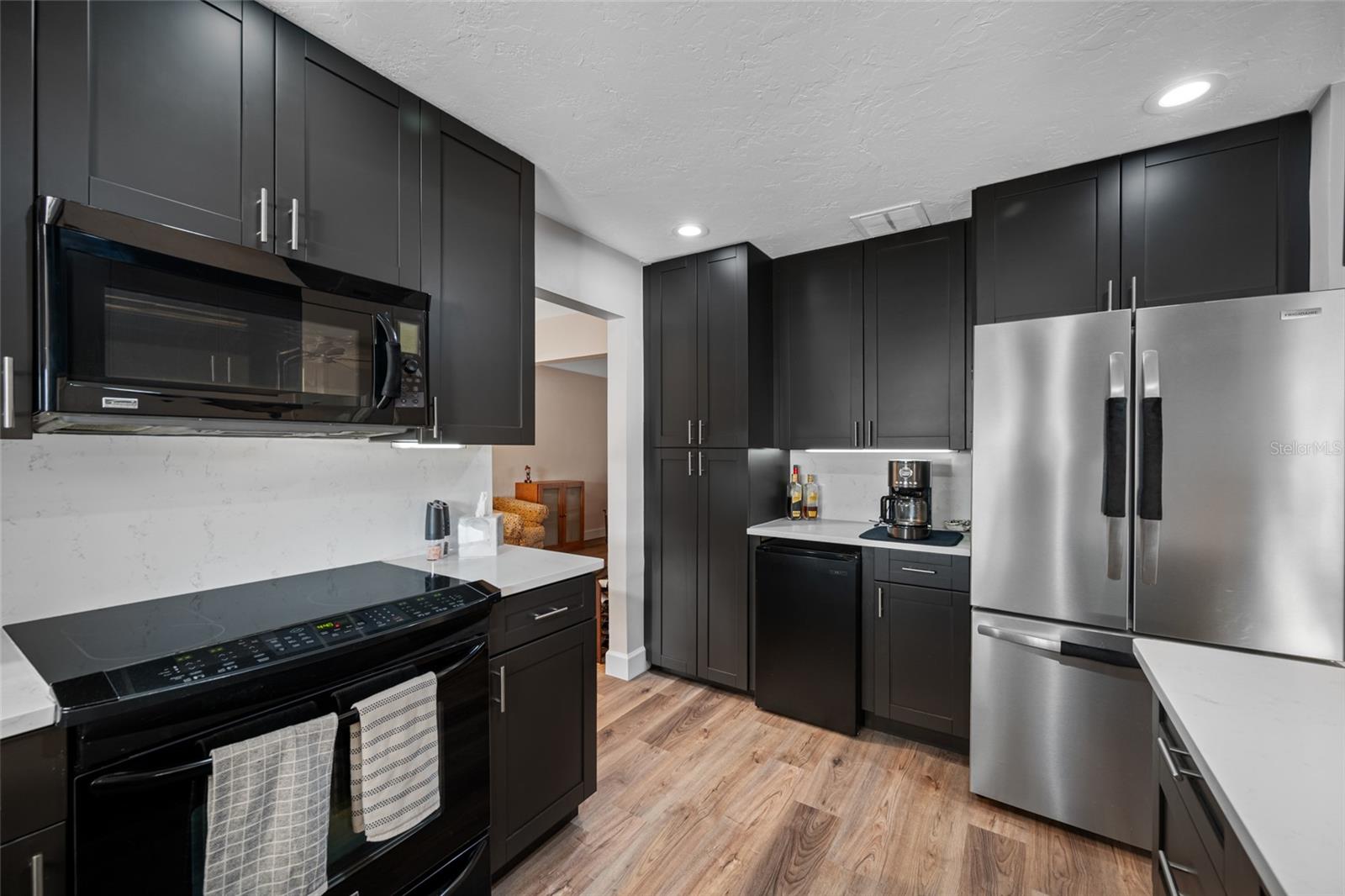 GARDEN MANOR SEC 3 - Residential