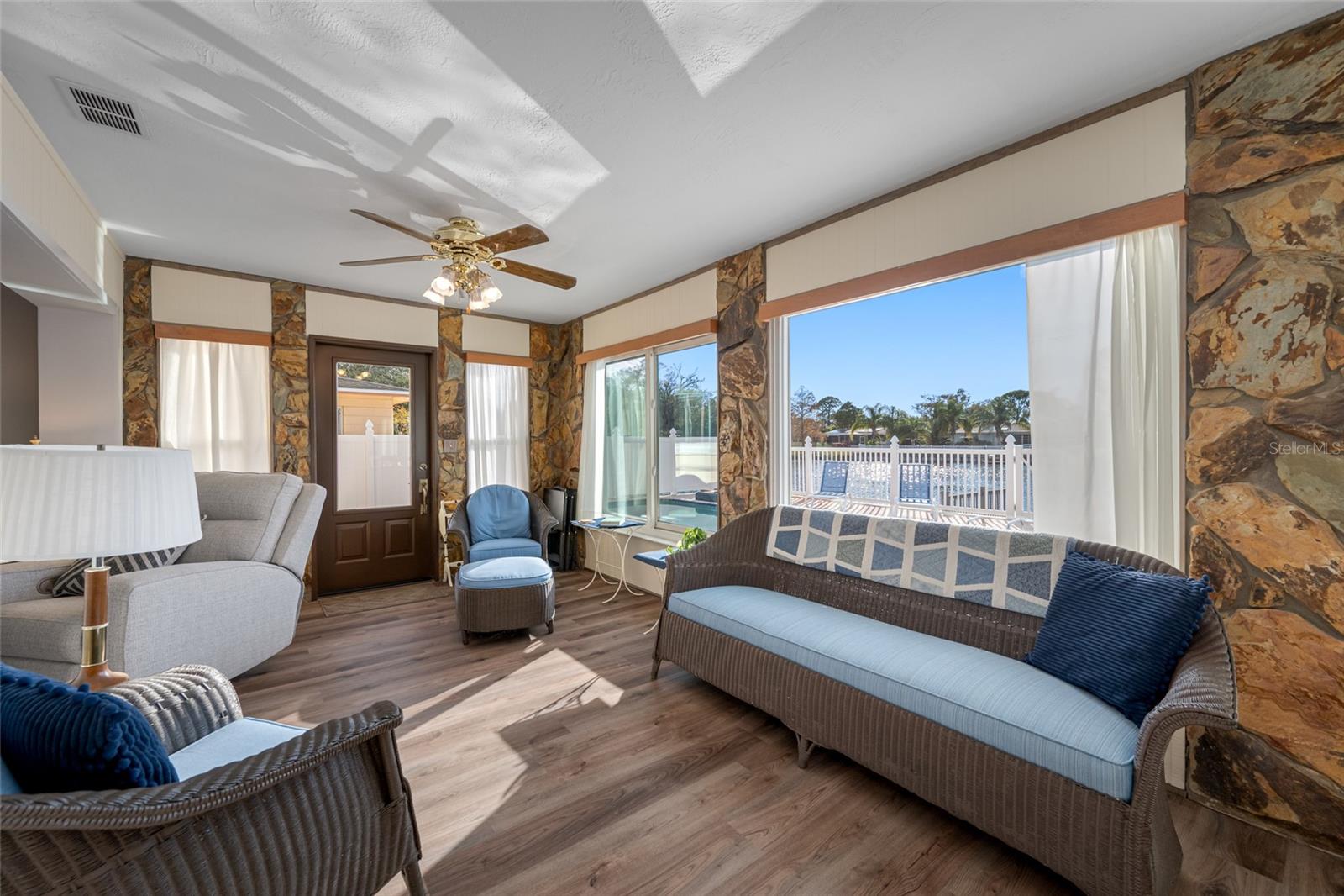 GARDEN MANOR SEC 3 - Residential