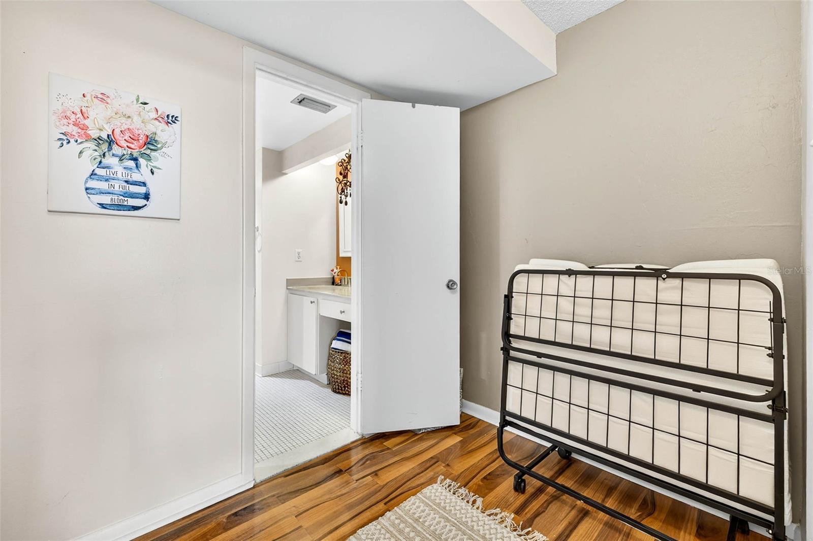 COVE CAY 26-14 VILLAGE I - Residential