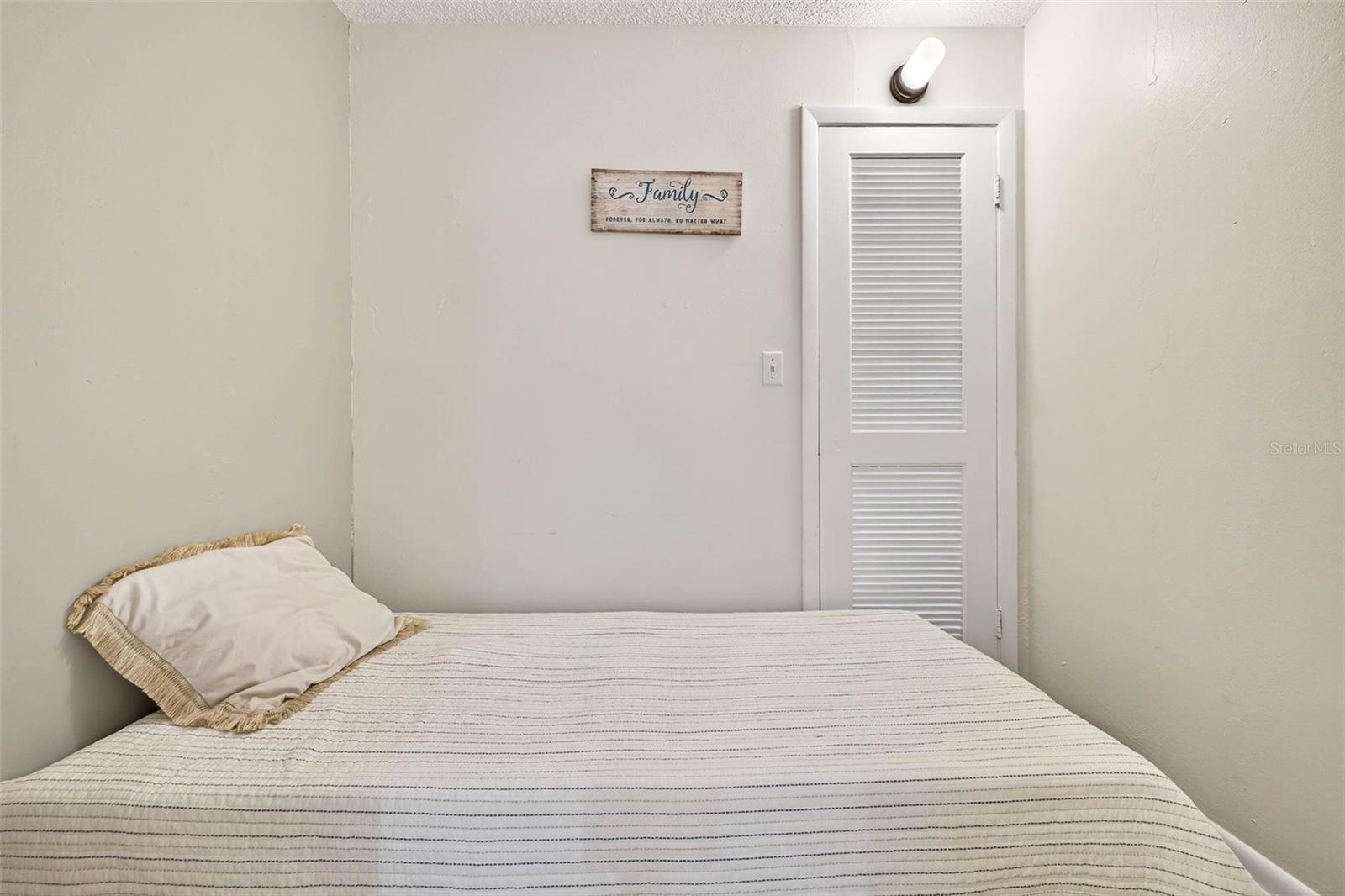 COVE CAY 26-14 VILLAGE I - Residential