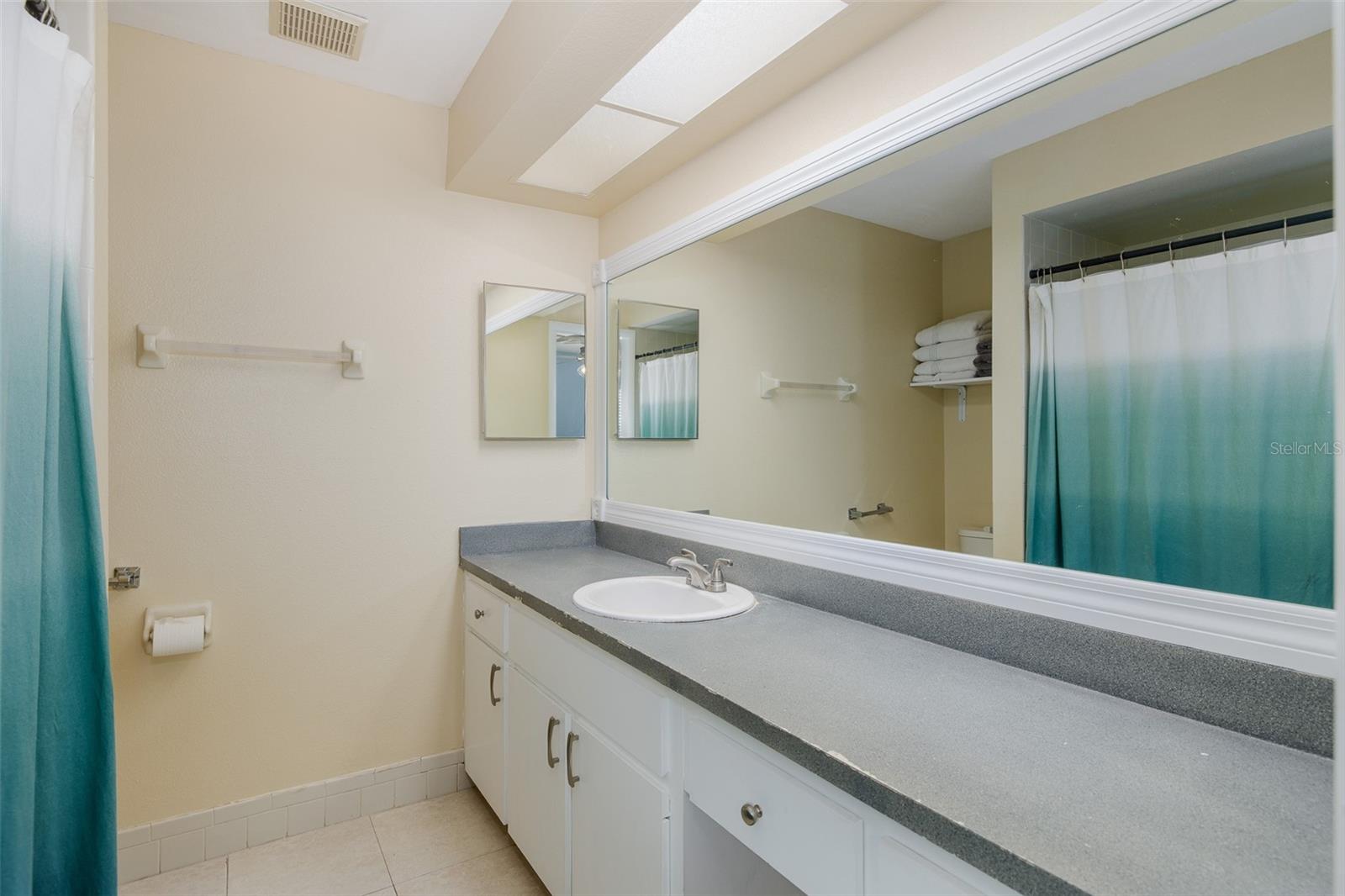 JASMINE HILLS - Residential