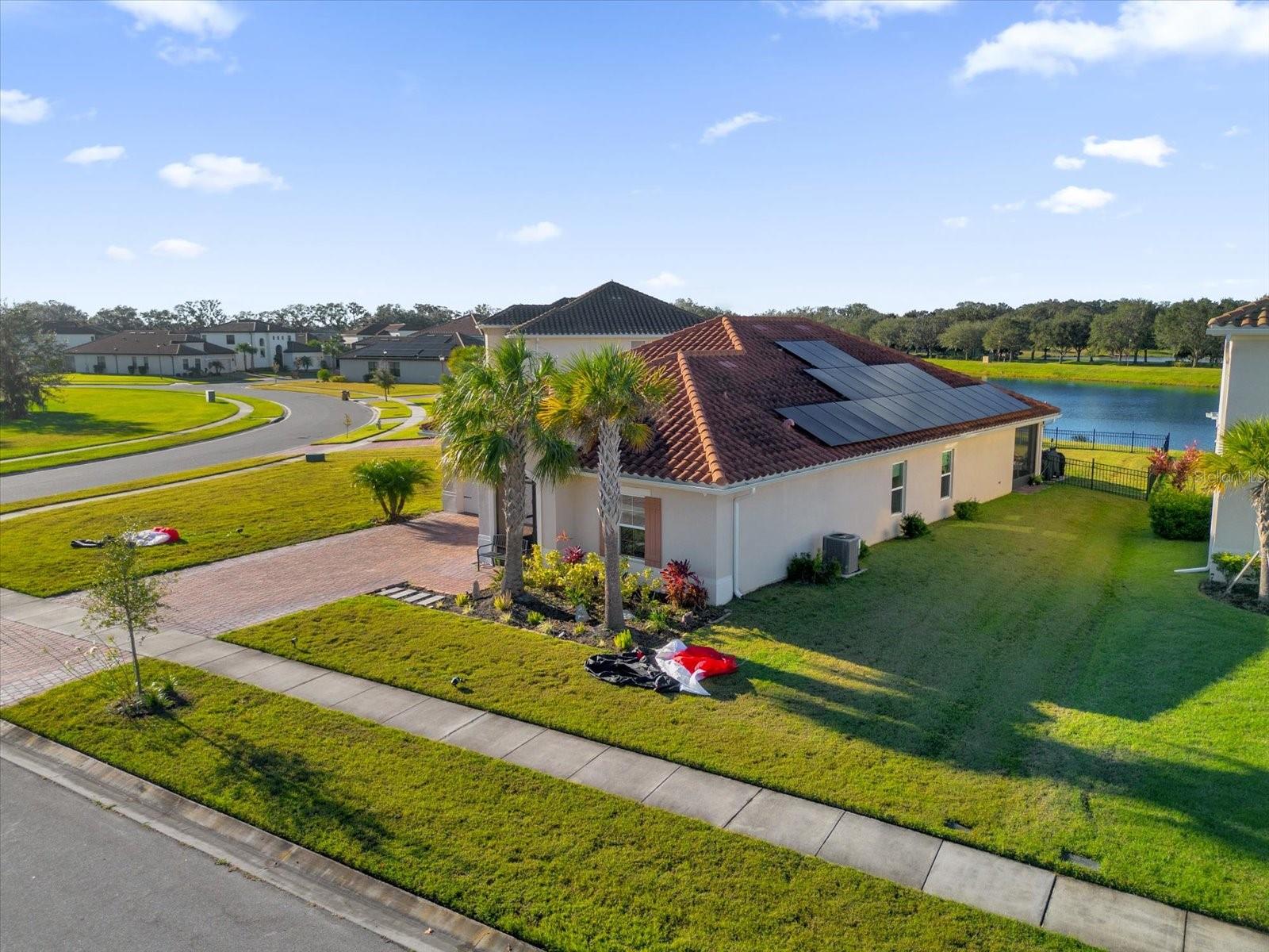 1651 KINGFISHER COURT