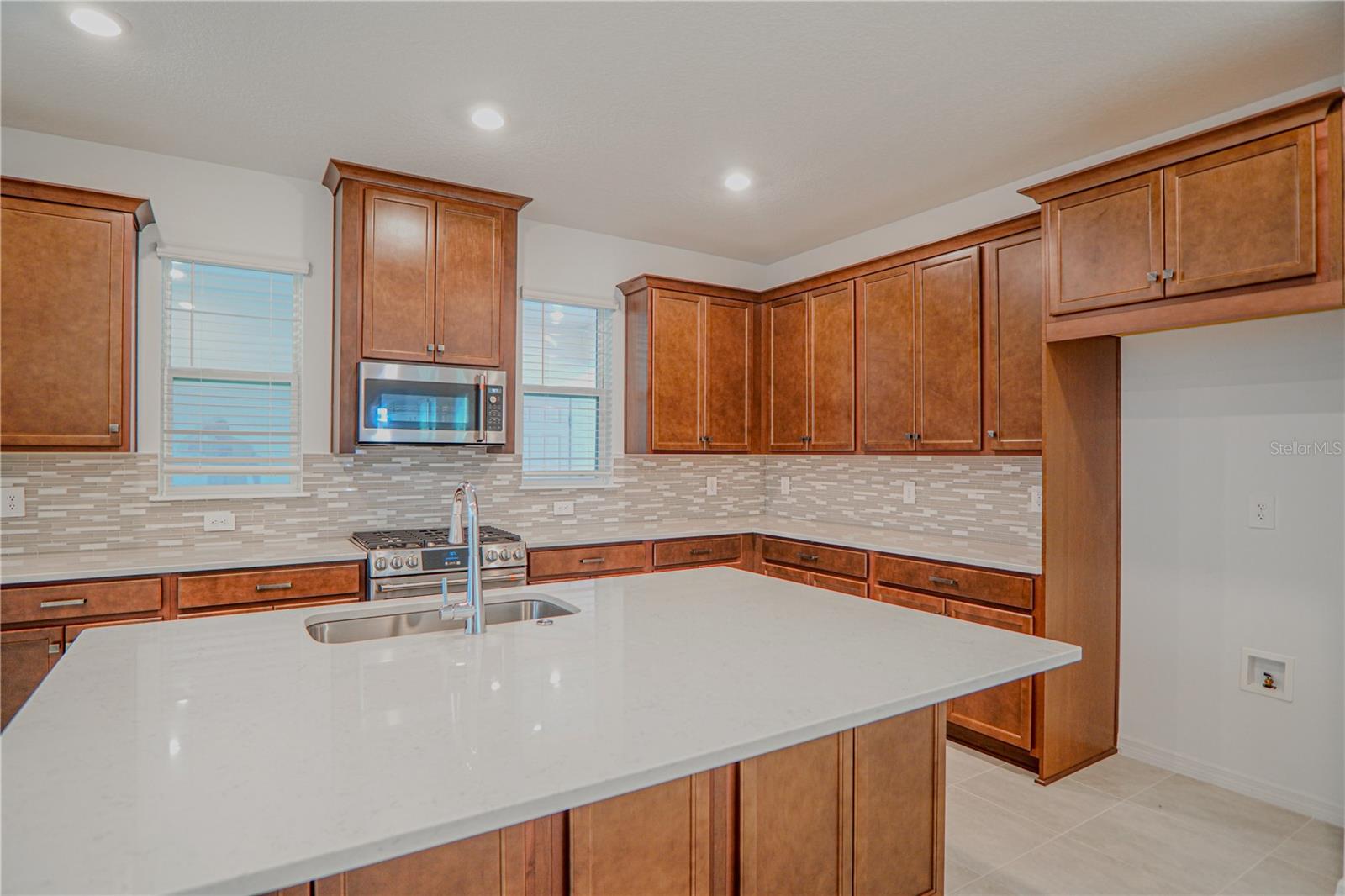 HARVEST/OVATION - Residential Lease