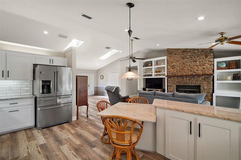 Tiny photo for 26200 SE Highway 42, Umatilla, FL 32784 (MLS # OM700017)