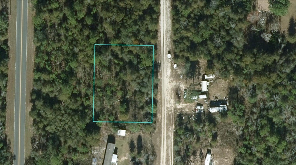 Photo of NW Lake Mckenzie Boulevard, Altha, FL 32421 (MLS # A4711415)