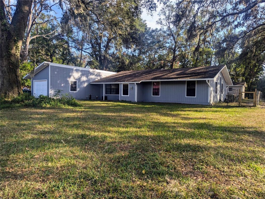 Photo of 37654 Eiland Boulevard, Zephyrhills, FL 33542 (MLS # TB8377793)