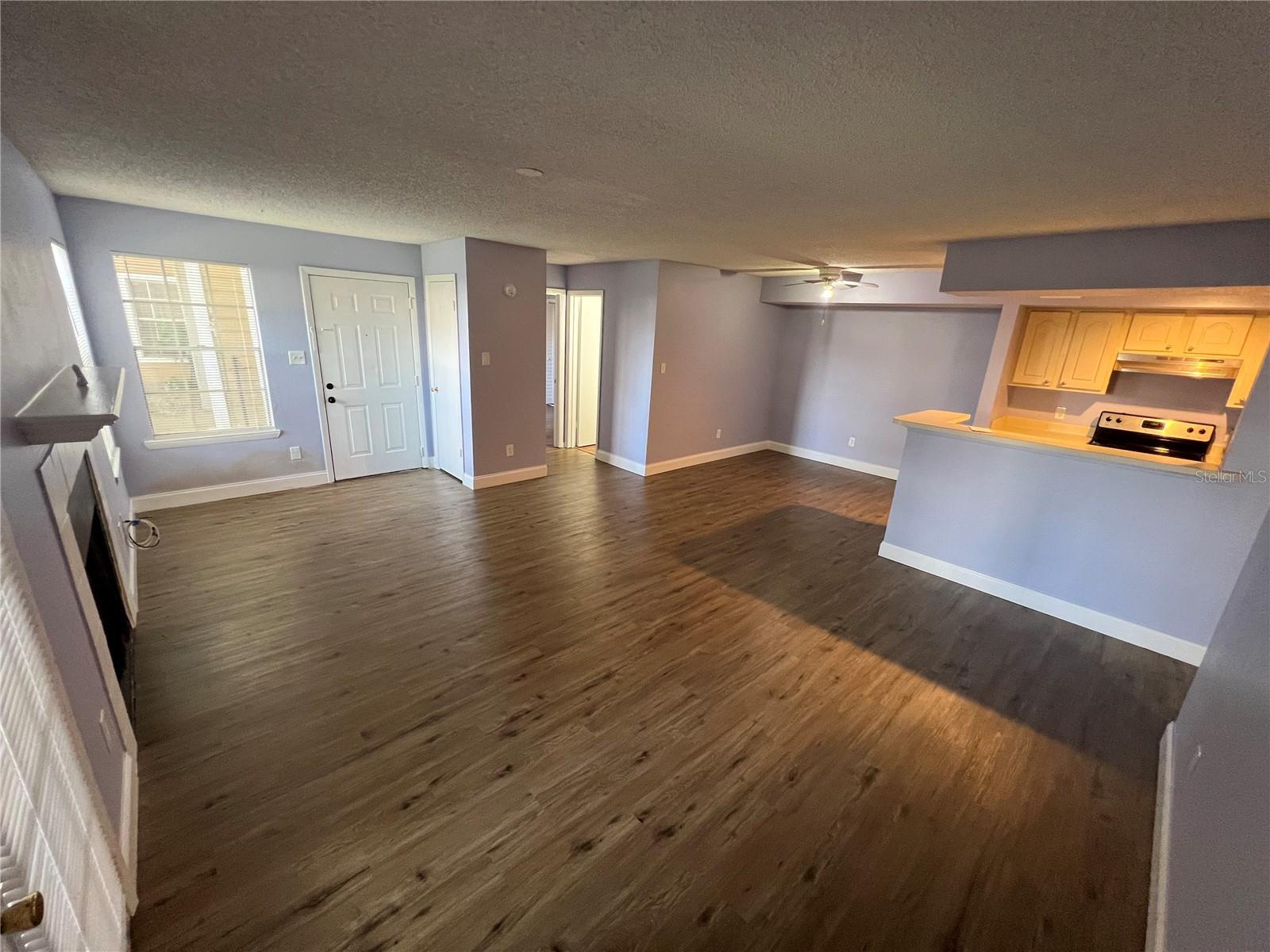 5587 DEVONBRIAR WAY 106