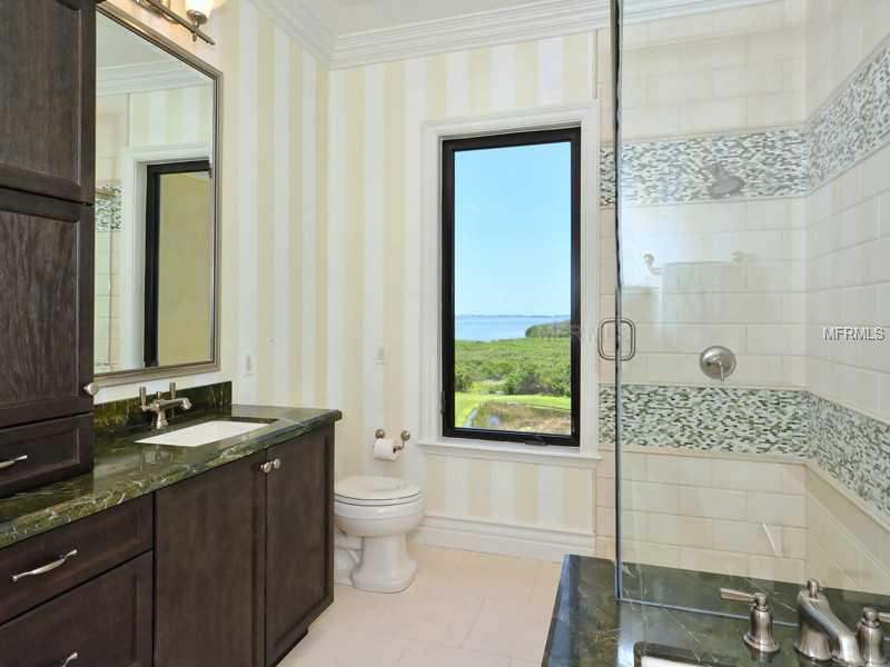 LEGENDS BAY - Residential