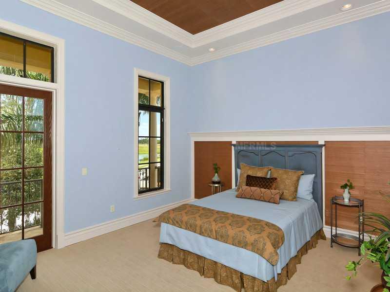 LEGENDS BAY - Residential