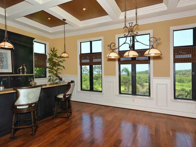 LEGENDS BAY - Residential