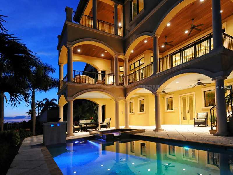 LEGENDS BAY - Residential