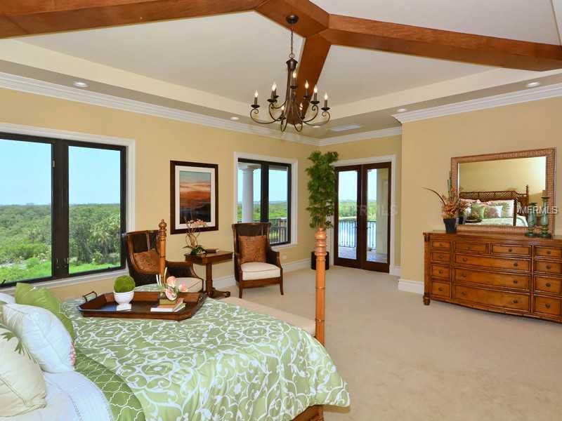 LEGENDS BAY - Residential