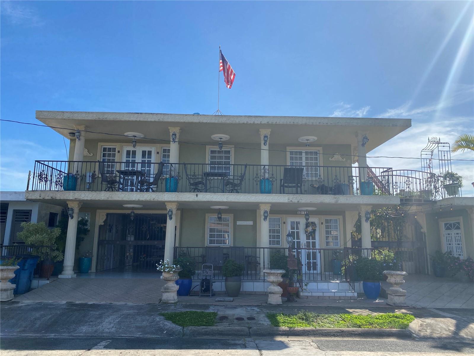 JARDINES DE COUNTRY CLUB - Residential Lease