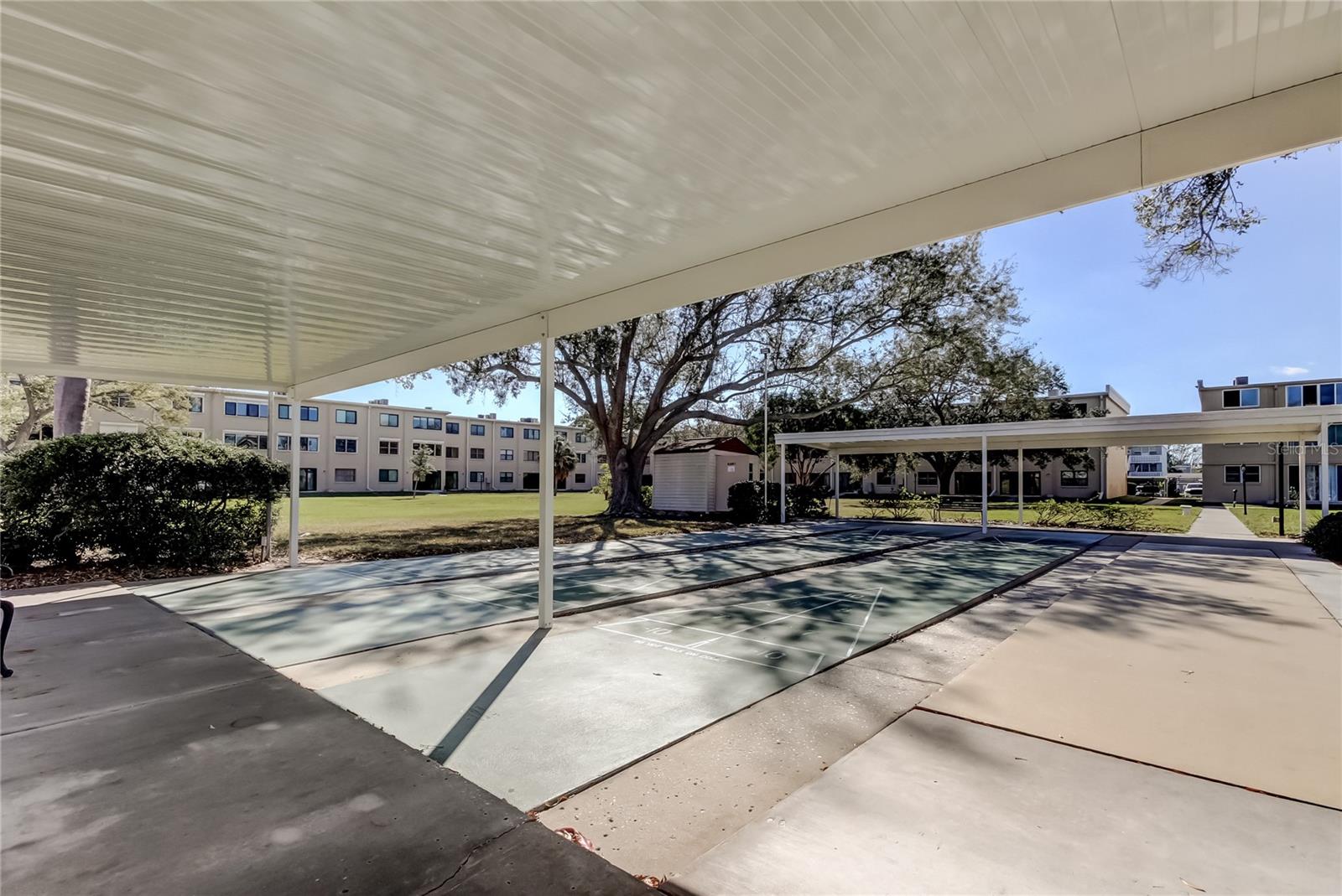 WINSTON PARK NORTHEAST - Residential