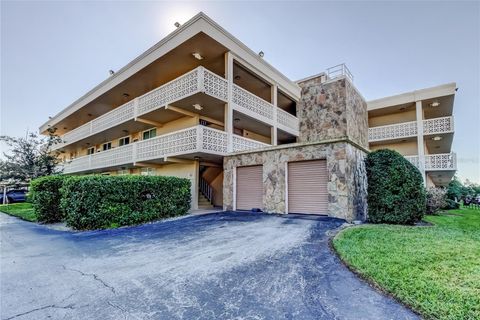 5095 BAY STREET NE 104 ST PETERSBURG FL 33703