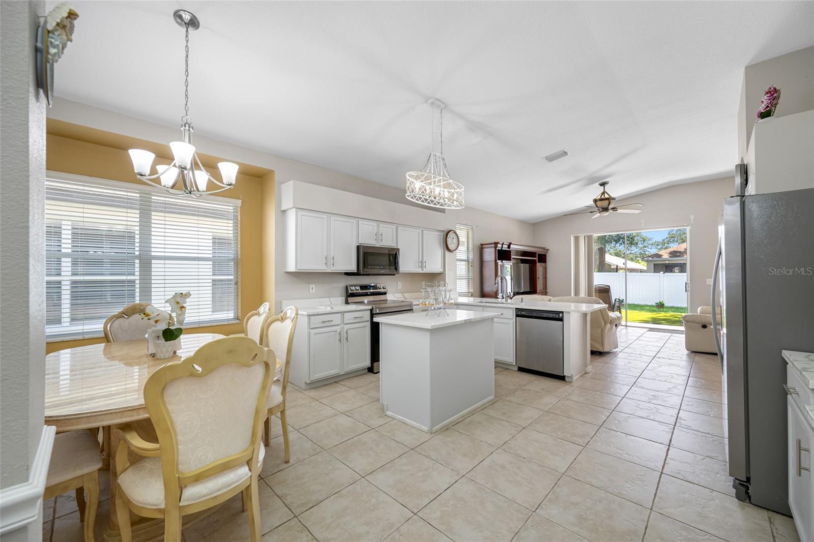 WHISPERING OAKS SECOND ADDITIO - Residential