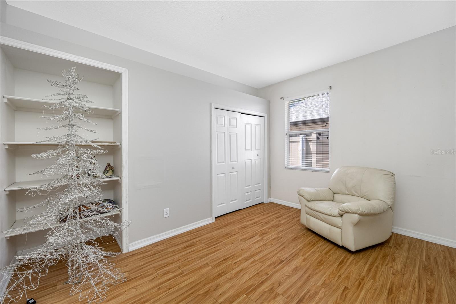 WHISPERING OAKS SECOND ADDITIO - Residential