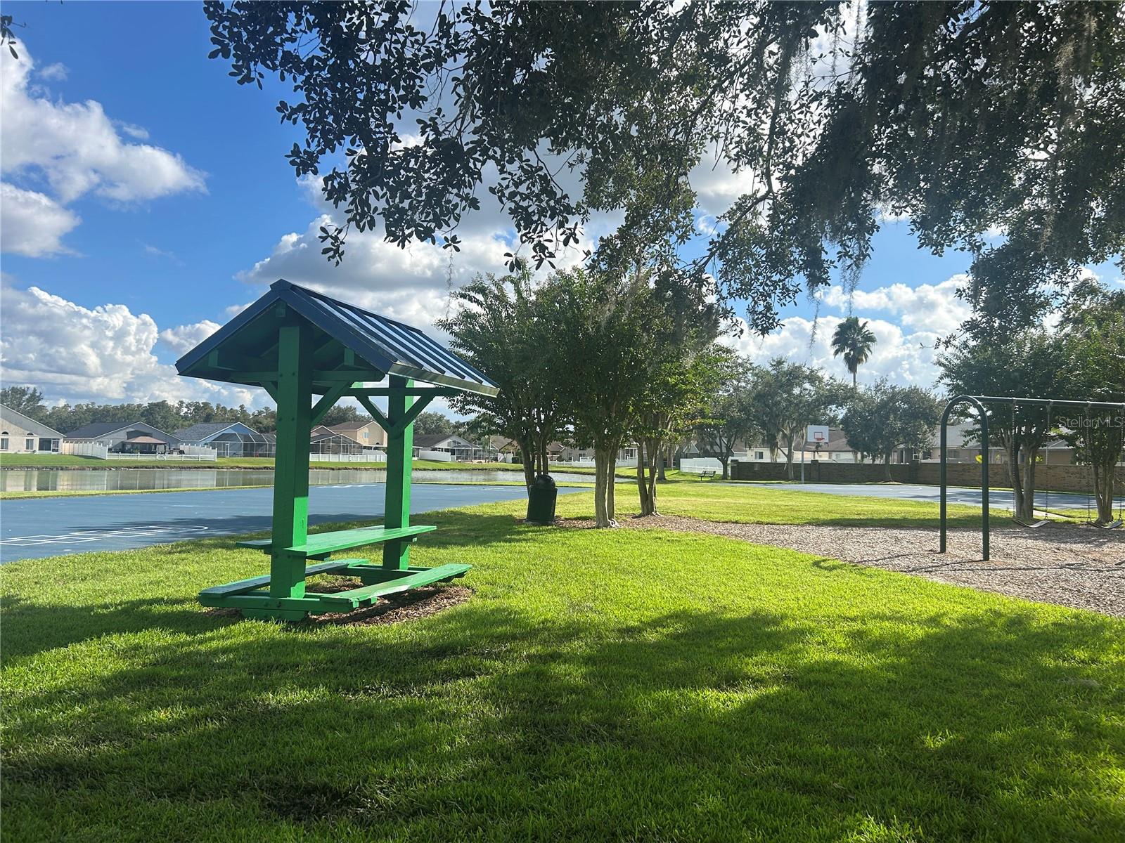 MEADOW POINTE PRCL 08 - Residential Lease