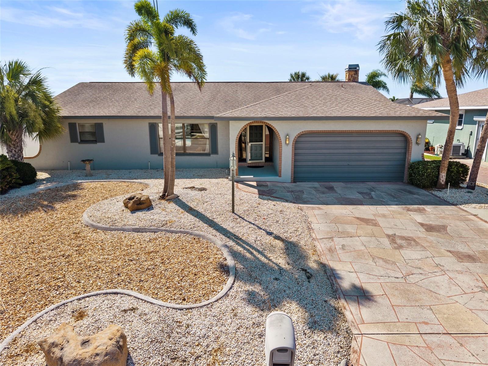 921 BIRDIE WAY