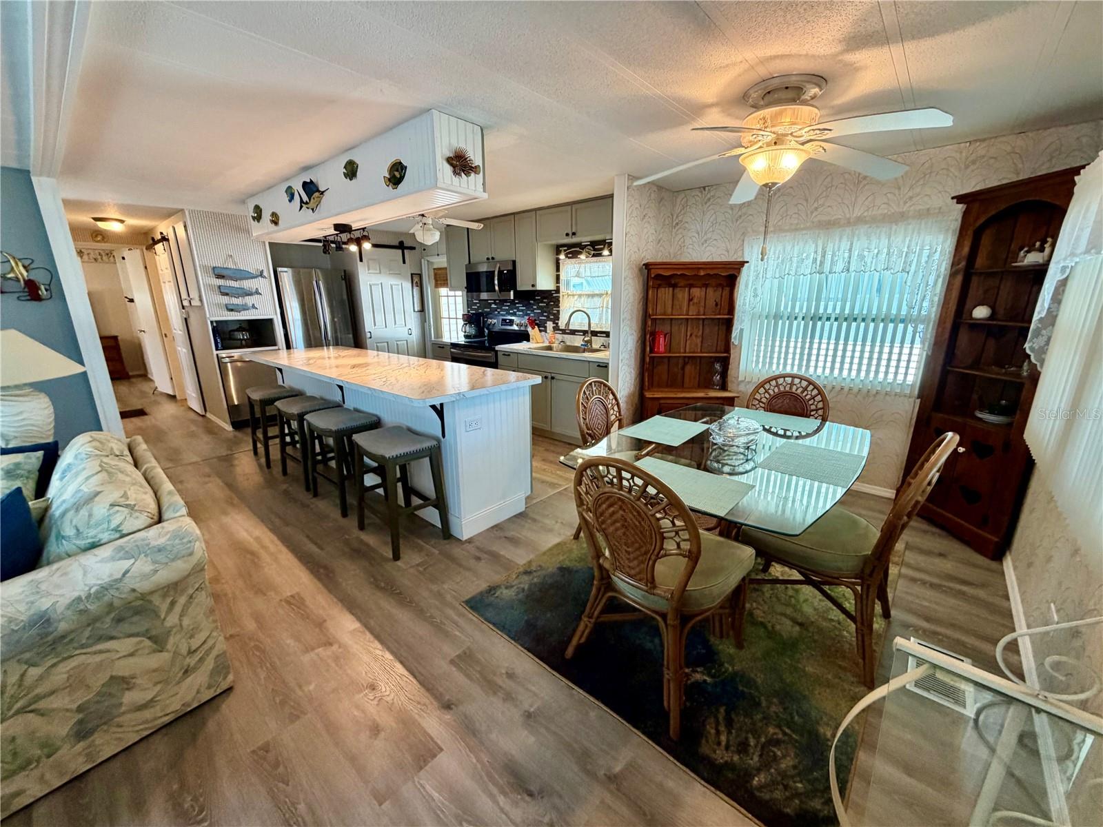 SUNSET PALMS UNREC - Residential