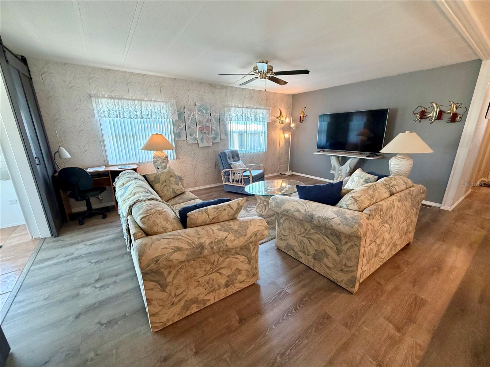 SUNSET PALMS UNREC - Residential