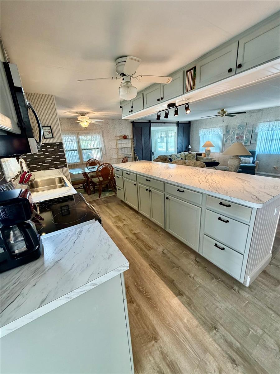 SUNSET PALMS UNREC - Residential