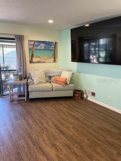 TIMBERS EDGE 01 - Residential