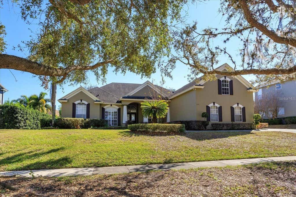 Photo of 3380 Bellington Drive, Orlando, FL 32835 (MLS # O6430500)