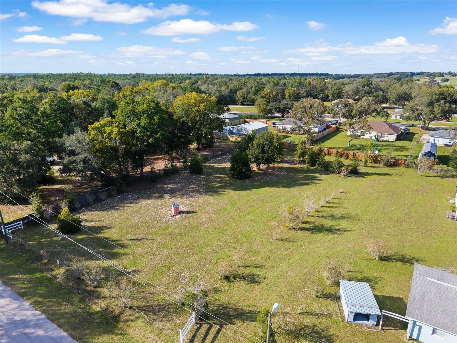SMITH LAKE ESTATE - Residential