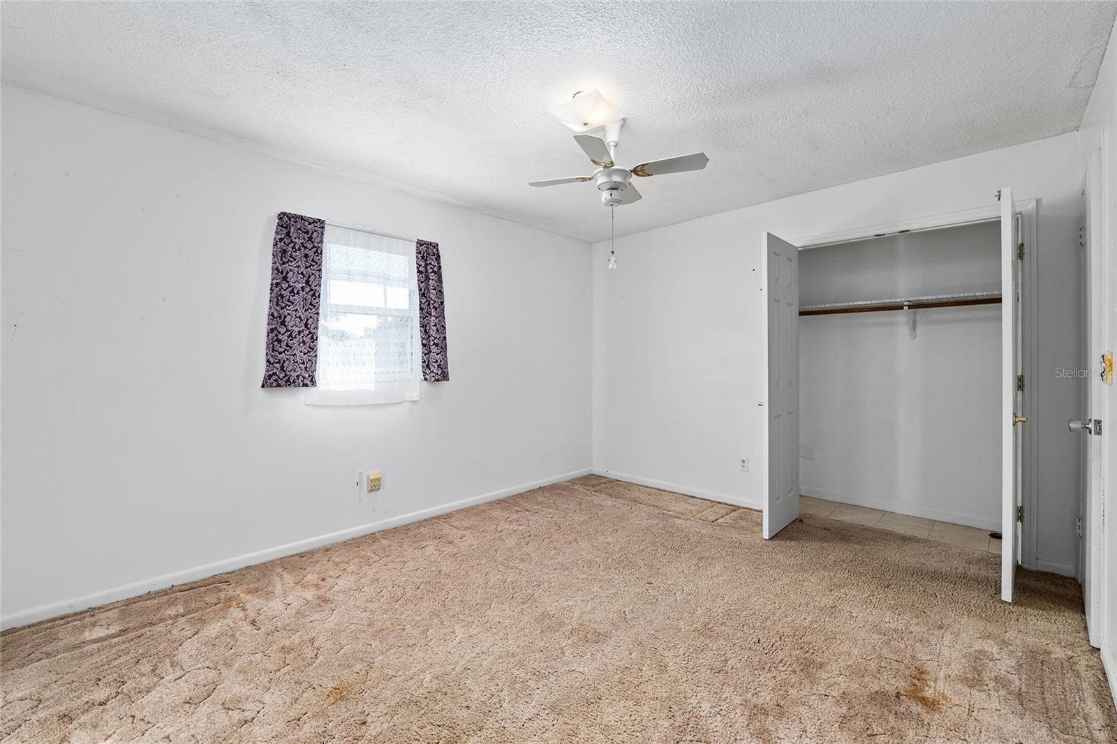 SMITH LAKE ESTATE - Residential