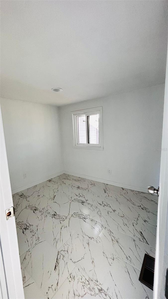 GREENFIELDS - Residential