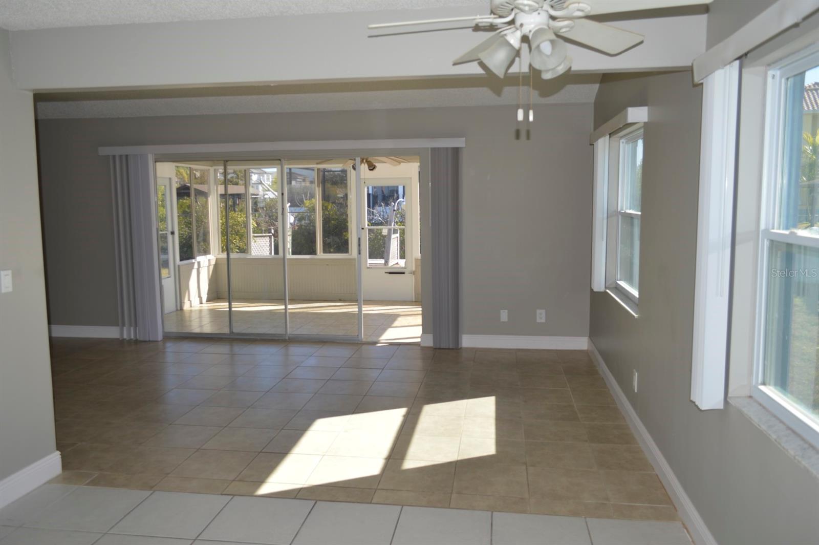 SABAL KEY UNIT 2 - Residential Lease