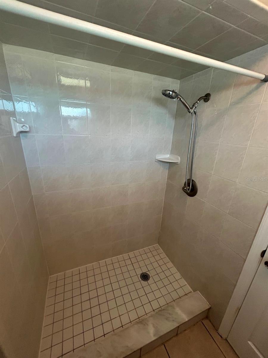 SABAL KEY UNIT 2 - Residential Lease