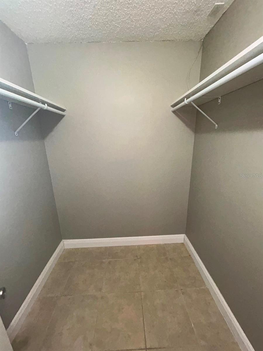 SABAL KEY UNIT 2 - Residential Lease