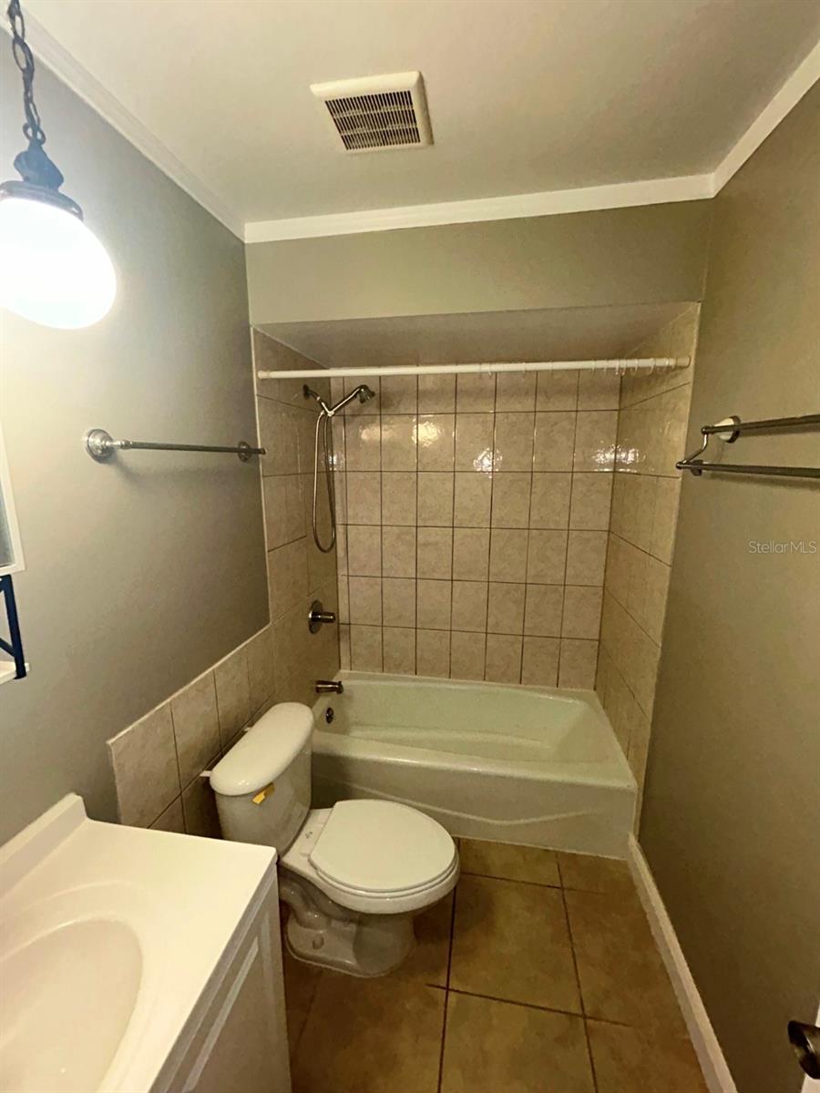 SABAL KEY UNIT 2 - Residential Lease