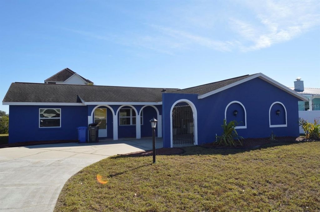 Photo of 6525 Manila Palm Way, Apollo Beach, FL 33572 (MLS # TB8467120)