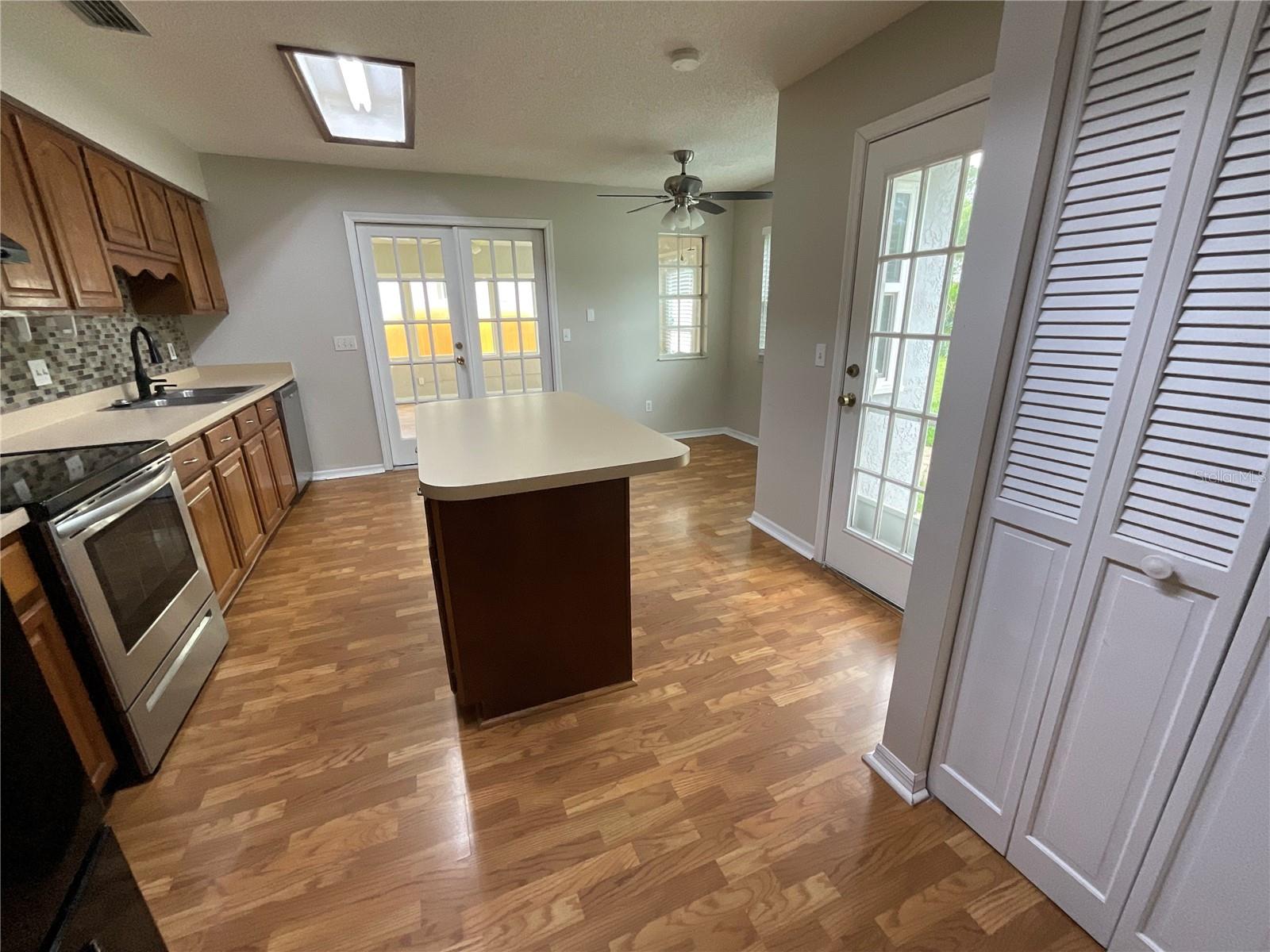 PALM COAST BELLE TERRE SEC 13 - Residential Lease