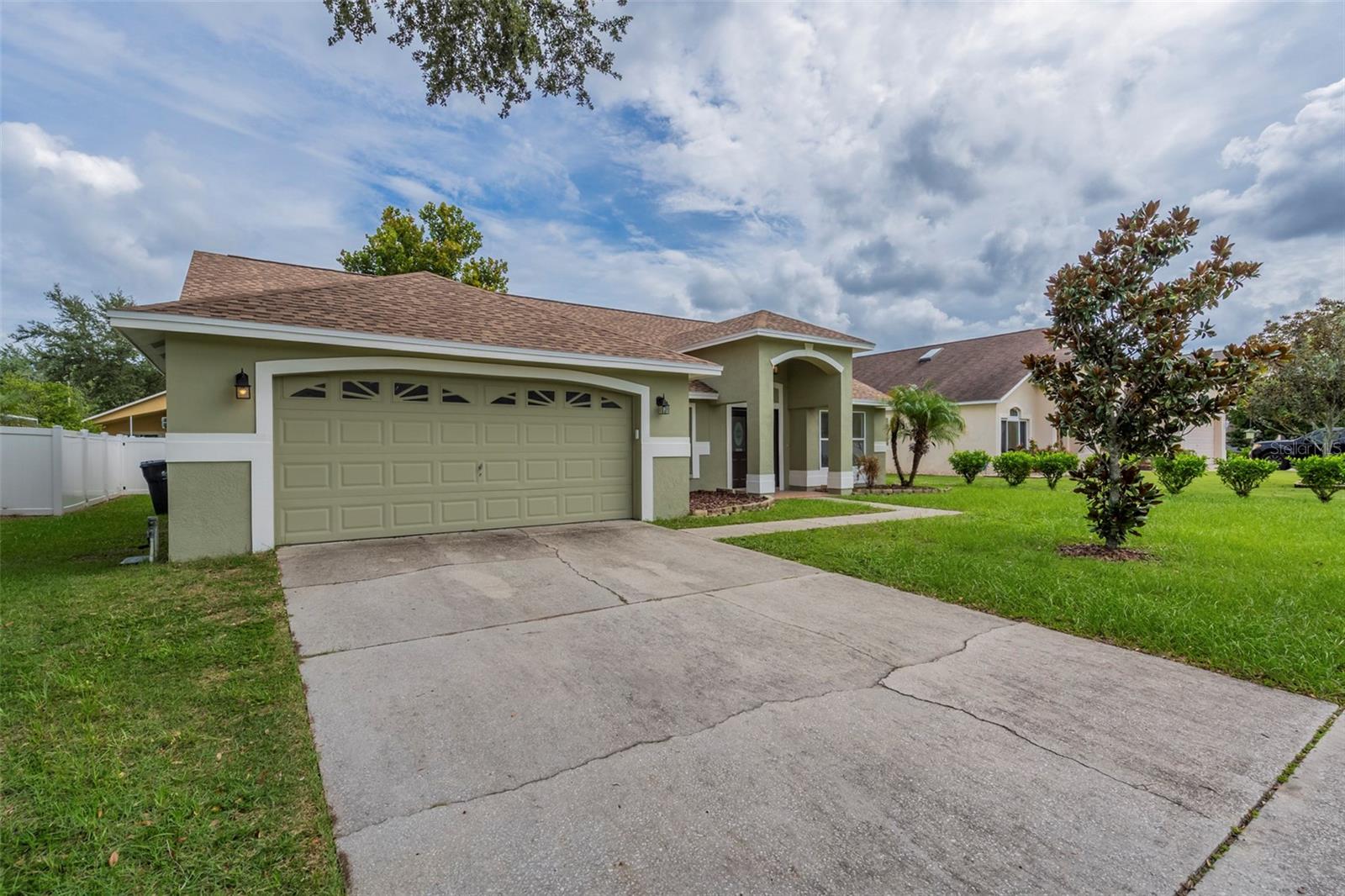 Step into elegance with this fully renovated 4-bedroom, 2-bath pool home in the heart of Valrico, Florida. Every detail has been thoughtfully updated, featuring a brand-new roof, fresh interior and exterior paint, and luxury vinyl plank flooring that blends style with durability.
Retreat to spacious bedrooms with plush new carpeting, while modern light fixtures throughout add a touch of sophistication. The designer-inspired kitchen boasts new cabinetry, sleek quartz countertops, and stainless steel appliances, seamlessly tying into the refreshed bathrooms for a polished look.
Outdoors, your screened-in private pool offers the perfect setting for entertaining or peaceful relaxation under the Florida sun. This is more than a home—it’s a lifestyle upgrade.