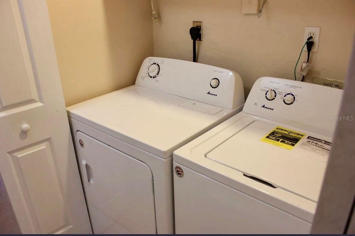 TOWER OAKS - Residential